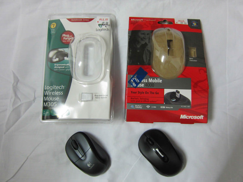 microsoft_logitech_wireless_mouse_battery Microsoft Vs Logitech Wireless Mouse Comparison For Laptop