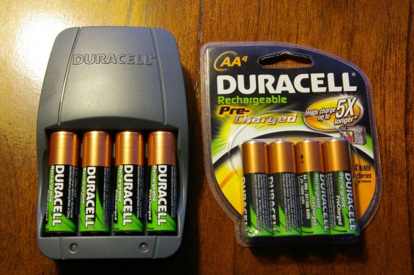 8 Rechargeable Batteries Comparison - Eneloop vs